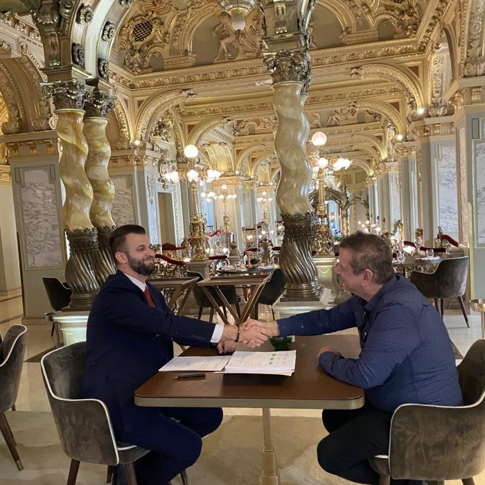 Korábbi Money Network utazás